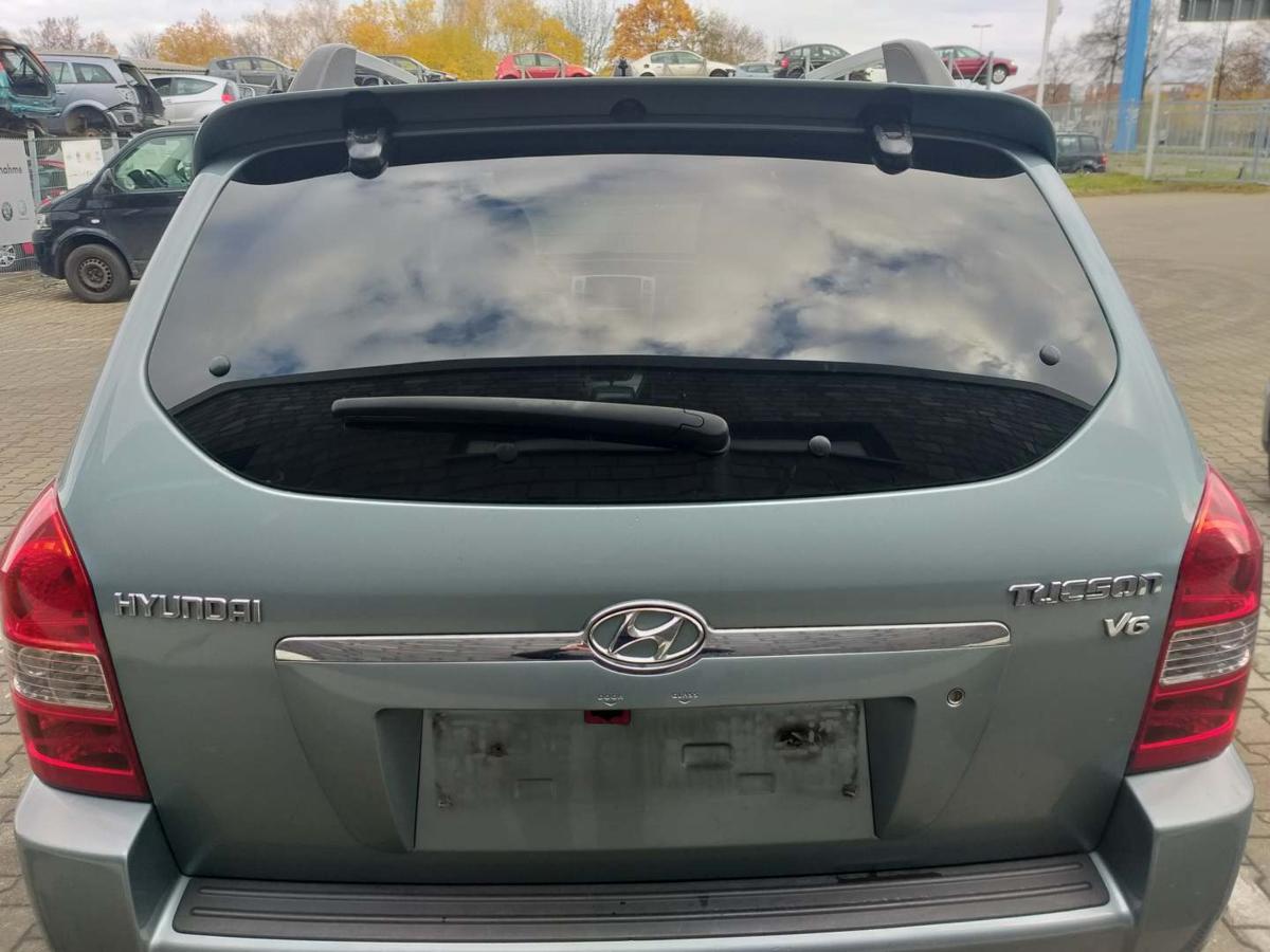 Hyundai Tucson original Heckklappe ohne Heckscheibe Hellblaumetallic Bj.2005